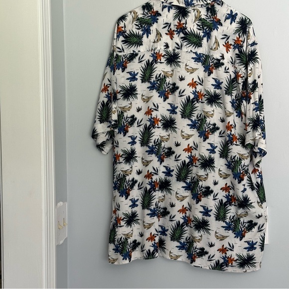 Men’s Casual shirt,Hawaiian style vintage,used good condition. - Picture 2 of 5